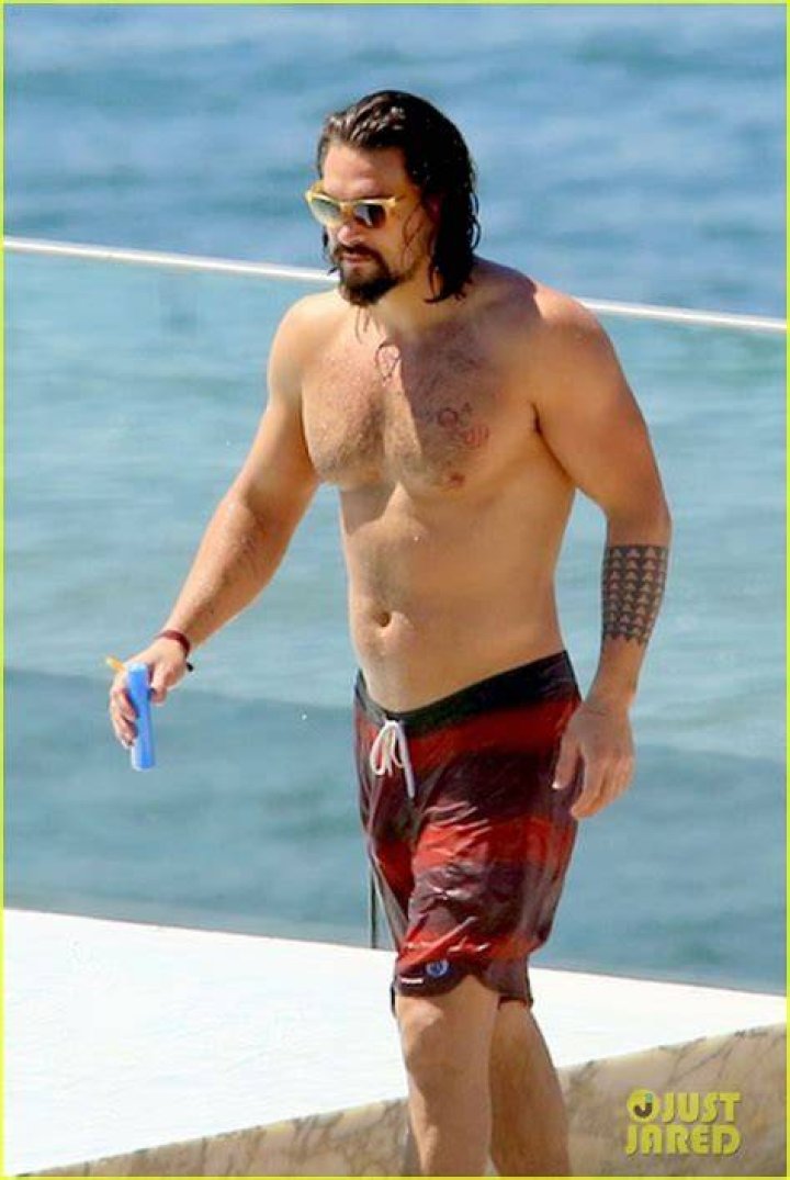 Jason Momoa shirtless body