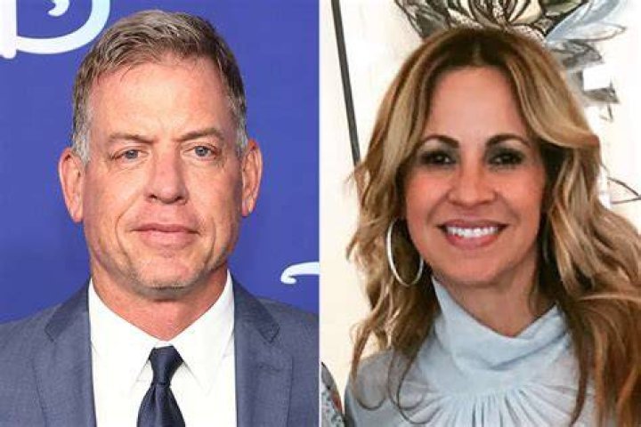 Rhonda Worthey Divorced Troy Aikman Story)
